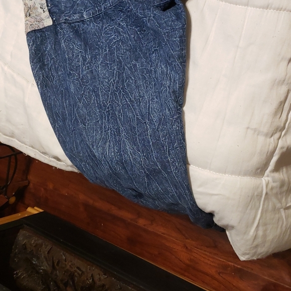 COPY - Ladies Jean Jacket - Picture 6 of 8